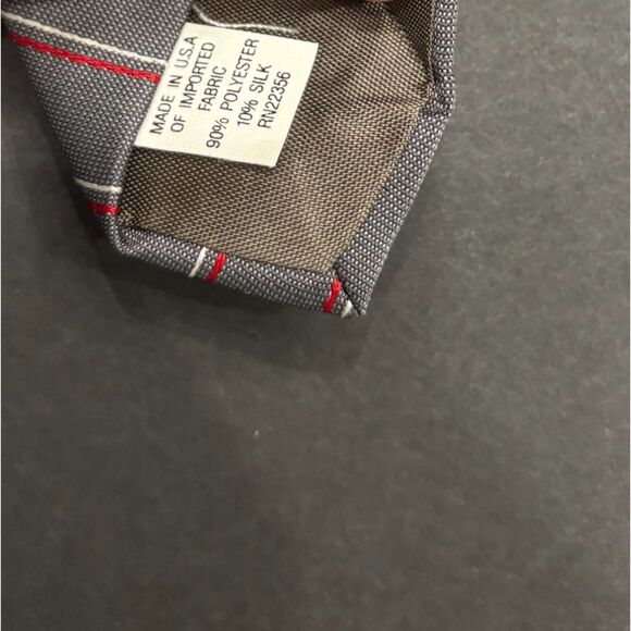 John Weitz Gray Diagonal Stripe Silk-Blend Tie – Men's Classic Business Necktie - Picture 4 of 5